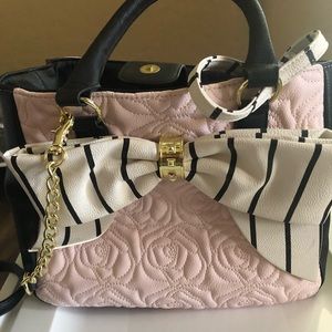 Cute Bestsey Johnson Purse